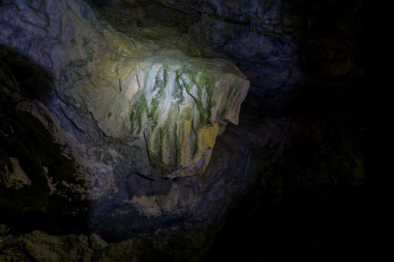 La grotte de la combe