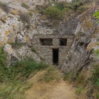 Entrée de la grotte du Chinois