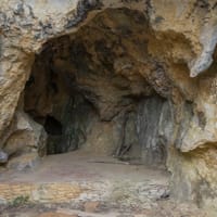 L'intérieur de la grotte du Chinois