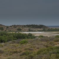 Vue sur le domaine de Bel-Évéque et le Gassot en Août