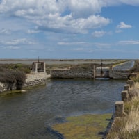 Les martelières près des ruines