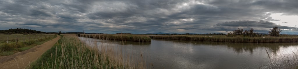 A l'embranchement du canal de la réunion et du canal de Sainte-Marie